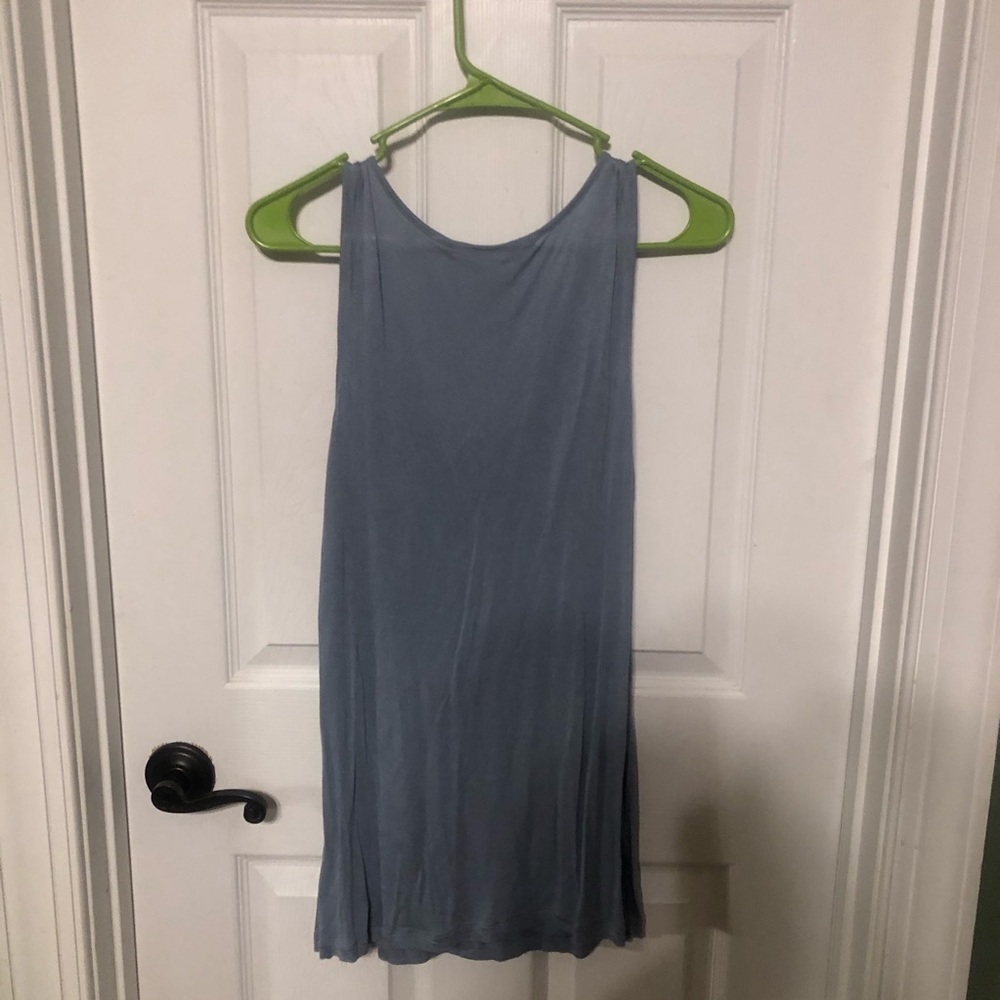 Old Navy Ruffled Tank Top - Picture 9 of 10